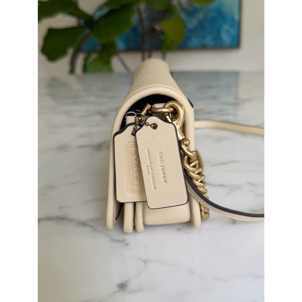 NWOT Coach DINKY Bag Glovetanned Leather CW641 Brass Moonlight Cream Ivory - Picture 5 of 15